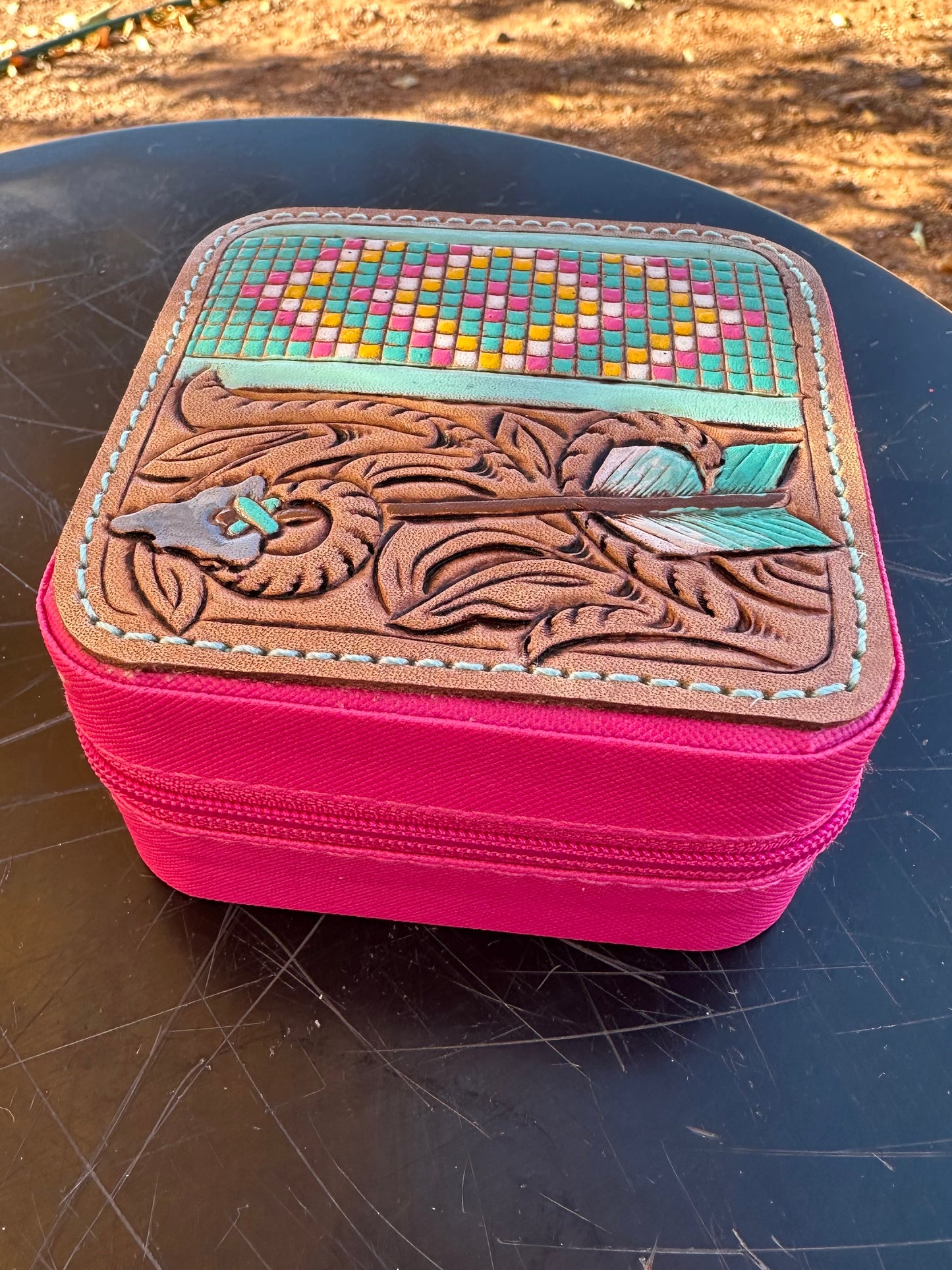 Southwestern tooled leather arrow and faux beadwork patch travel jewelry case