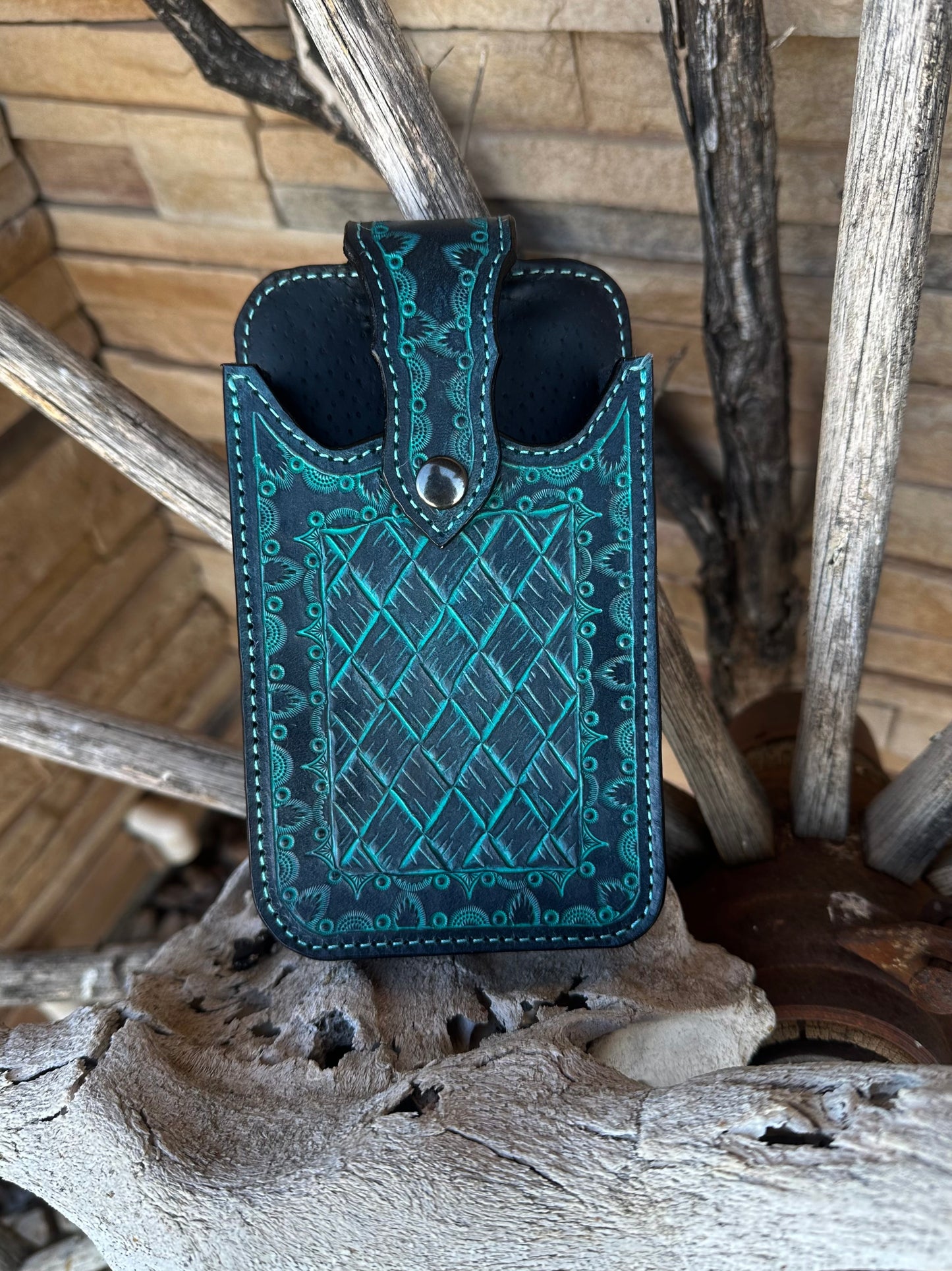 Western tooled basket weave cell phone case